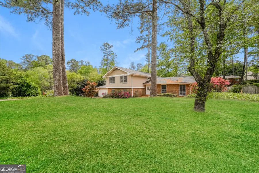 543 Tahoe Circle, Stone Mountain, GA 30083 - Image #2