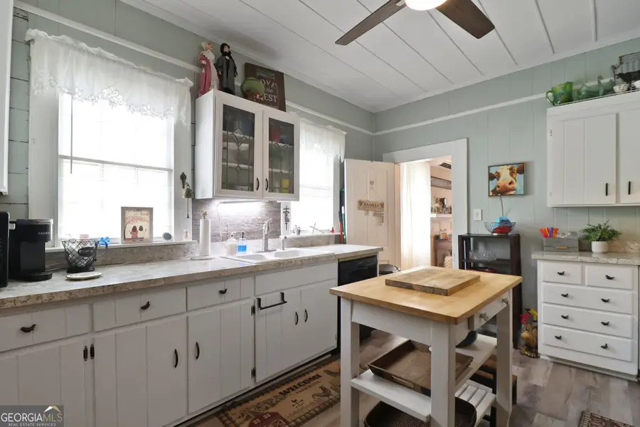 701 N Oak Street, Springfield, GA 31329 - Image #2