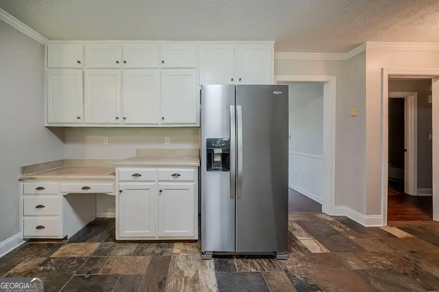 228 Amour Way Sw, Lilburn, GA 30047 - Image #3