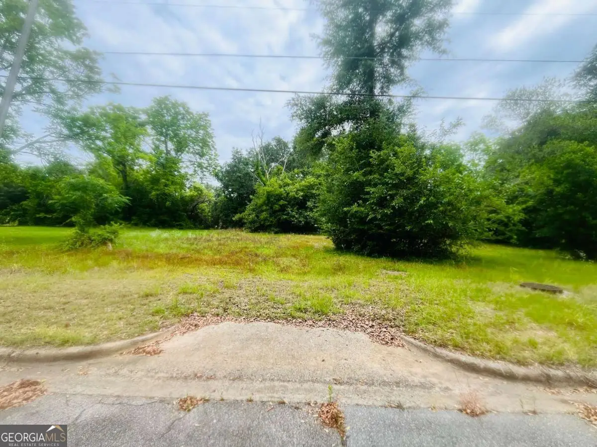 1323 E Society Avenue, Albany, GA 31705 - Image #1