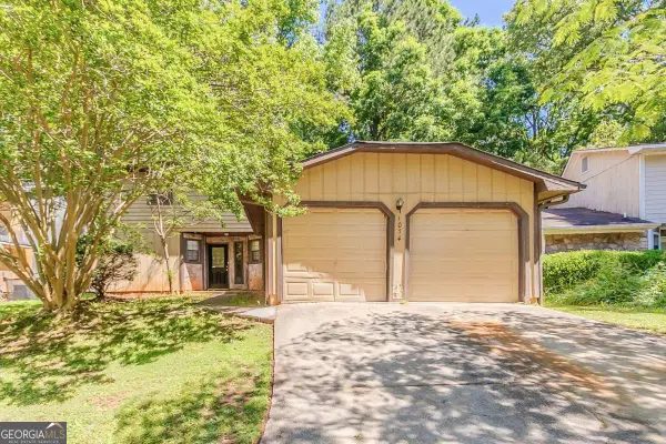 1074 Cherokee Heights, Stone Mountain, GA 30083