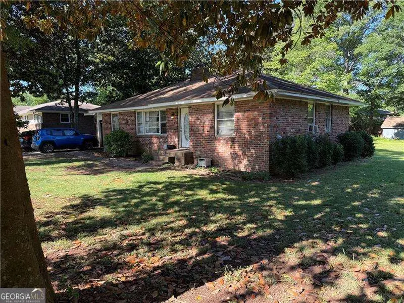 1215 Sheppard Place, Stone Mountain, GA 30083 - Image #1