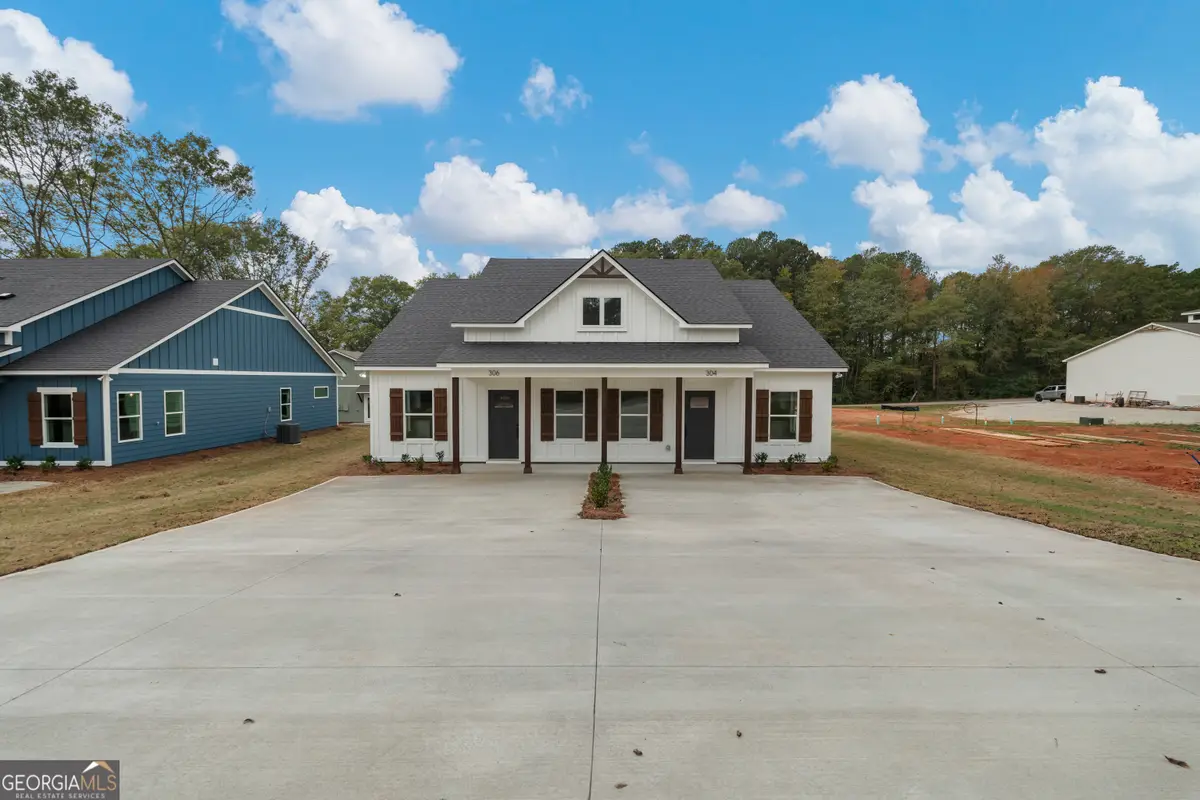 304 Burns Avenue, Pine Mountain, GA 31822 - Image #1