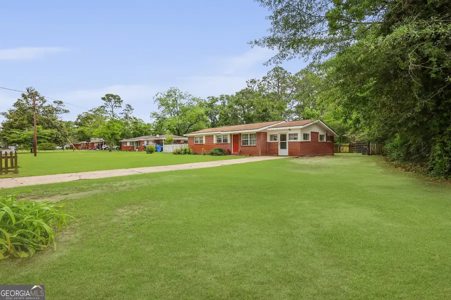 985 Seven Oaks Road, Jesup, GA 31546 - Image #2