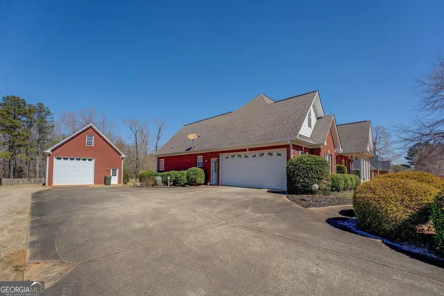 212 Willow Ridge Lane, Jackson, GA 30233 - Image #3