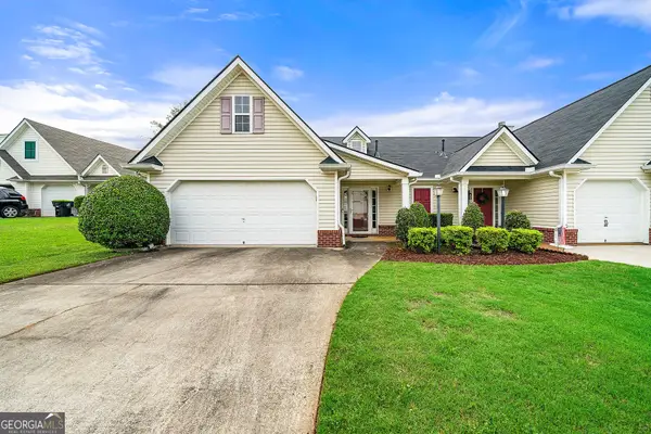 90 Courtyard Lane, Newnan, GA 30265