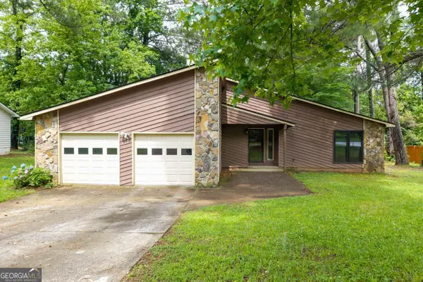 9383 Woodknoll Way, Jonesboro, GA 30238