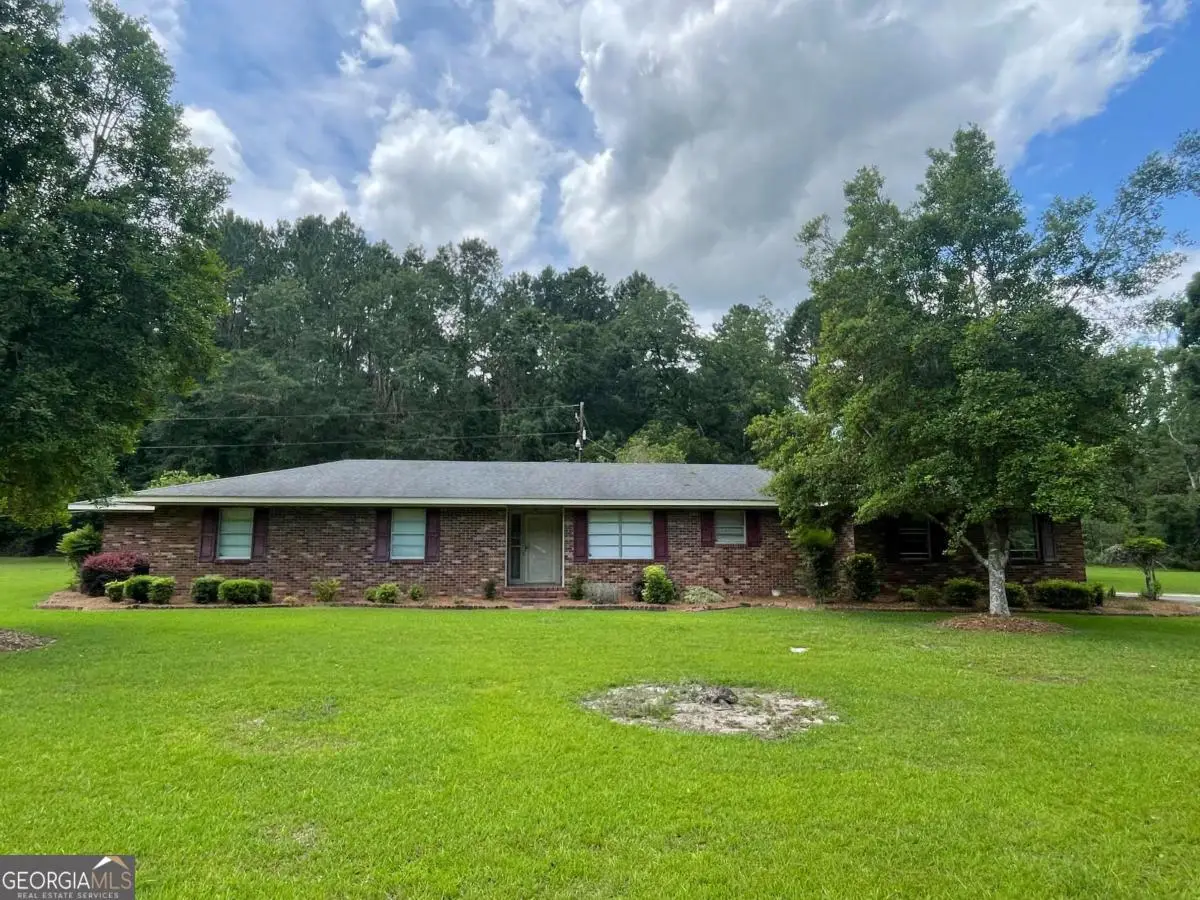 404 S Baker Street, Glennville, GA 30427 - Image #1