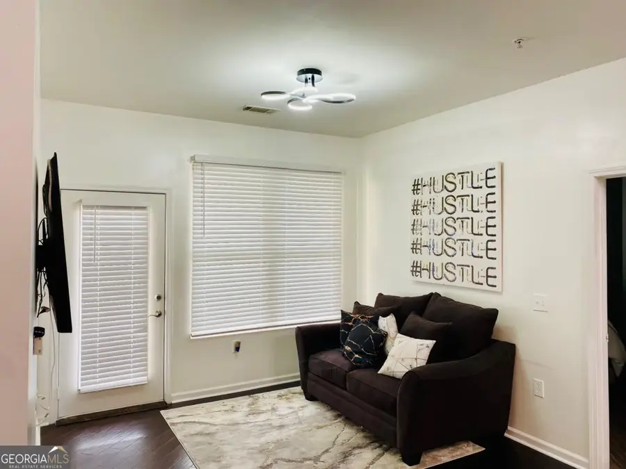 870 Mayson Turner Road #1207, Atlanta, GA 30314 - Image #3