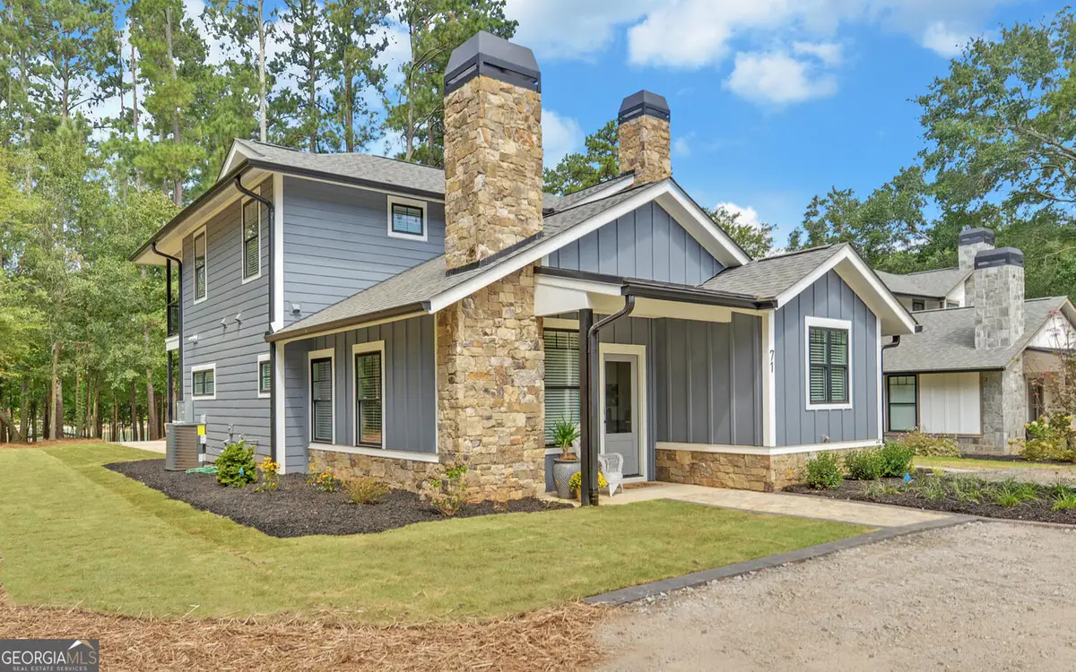 71 Woodlake Crt, Hartwell, GA 30643 - Image #1