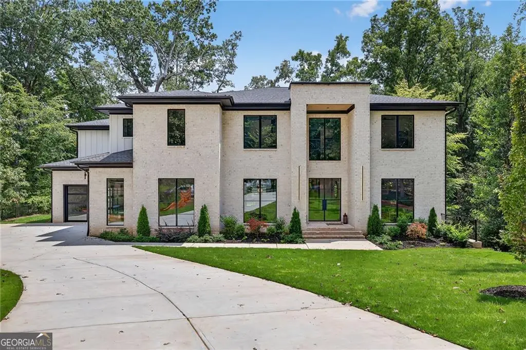 4125 Ashwoody Trail Ne, Brookhaven, GA 30319 - Image #1