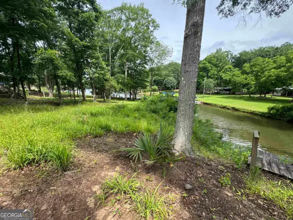 308 River Lake Drive, Eatonton, GA 31024