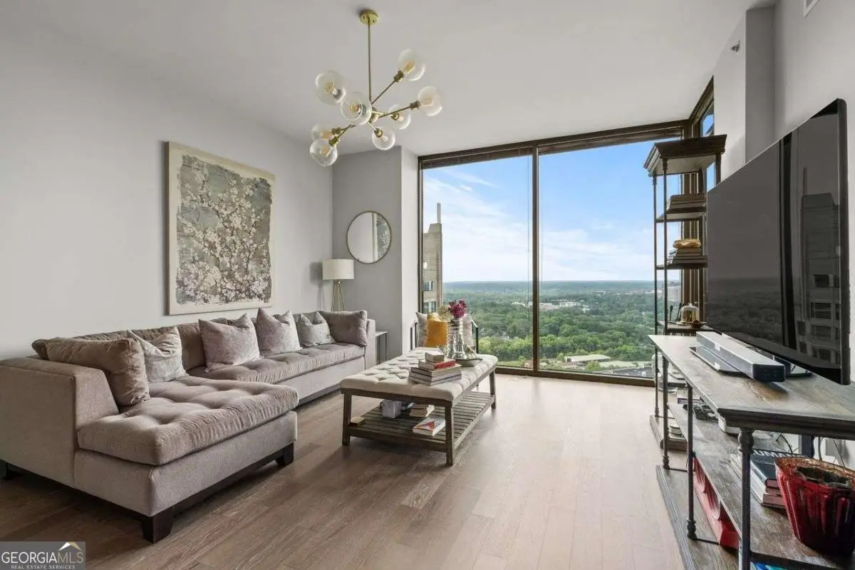 270 17th Street Nw #2804, Atlanta, GA 30363 - Image #1