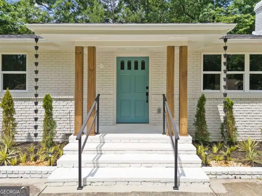 401 Cottonwood Drive, Woodstock, GA 30189 - Image #2