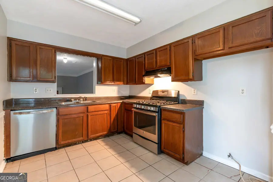 5618 Stonington Trace Parkway, Stone Mountain, GA 30087 - Image #3