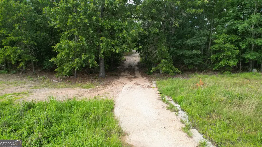 1138 Smyrna Church Road, Molena, GA 30258 - Image #3