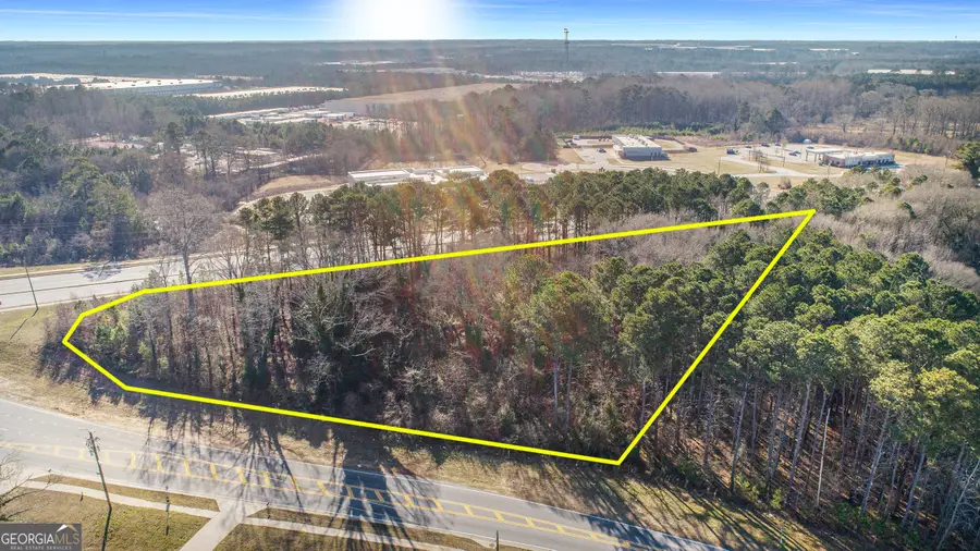 3262 Anvil Block Road, Ellenwood, GA 30294 - Image #2