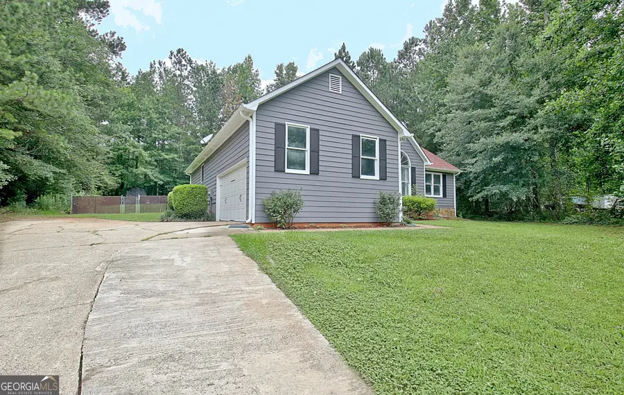 85 Holly Springs Road, Sharpsburg, GA 30277 - Image #2