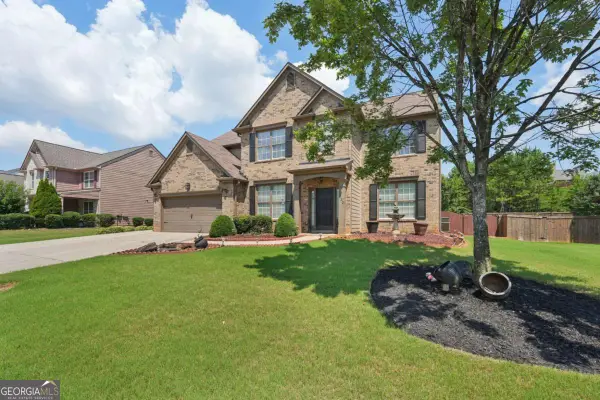 852 Van Briggle Path, Sugar Hill, GA 30518