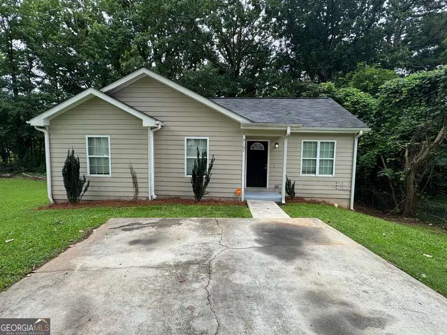 9107 Morris Drive Sw, Covington, GA 30014 - Image #2