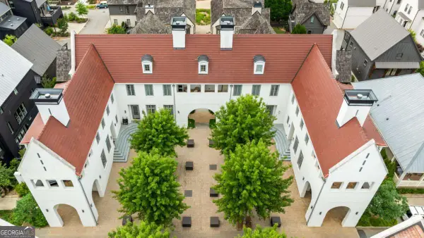 11277 Serenbe Lane, Chattahoochee Hills, GA 30268