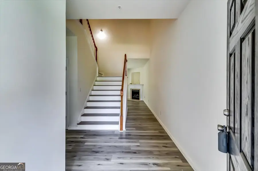 121 Wellbrook Court Ne, Conyers, GA 30012 - Image #3