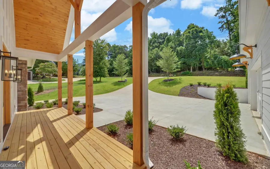 672 Tugaloo Heights Circle, Lavonia, GA 30553 - Image #3