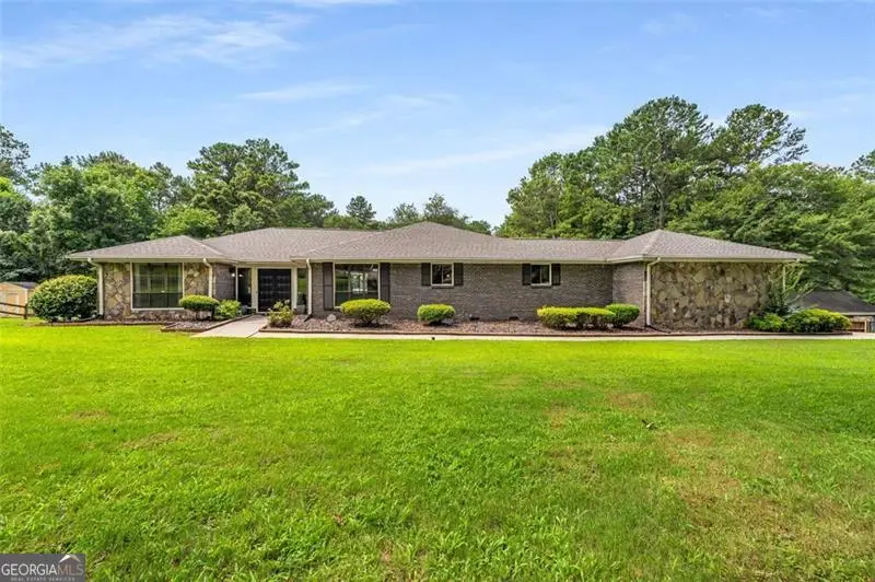 1535 Pathfinder Way, Lilburn, GA 30047 - Image #1