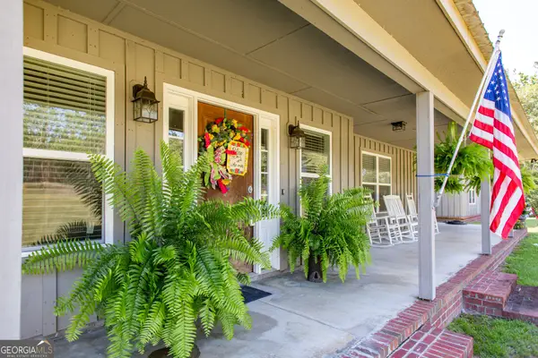 928 Mcbride St Ext, Ailey, GA 30410