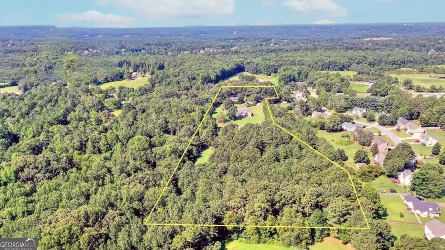 1042 Harbins Road, Dacula, GA 30019 - Image #3