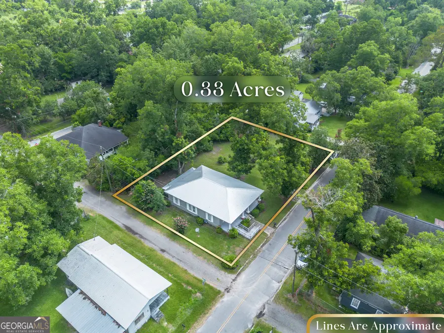 122 Hopkins Street, Waycross, GA 31501 - Image #2