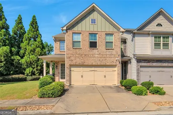 566 Jody Place, Lilburn, GA 30047