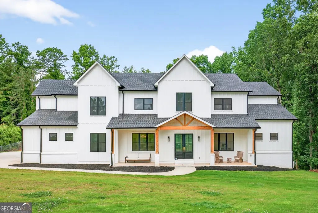 3180 Lee Drive, Buford, GA 30518 - Image #1