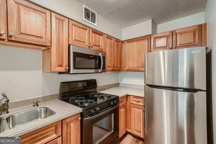 2479 Peachtree Road Ne #412, Atlanta, GA 30305 - Image #2