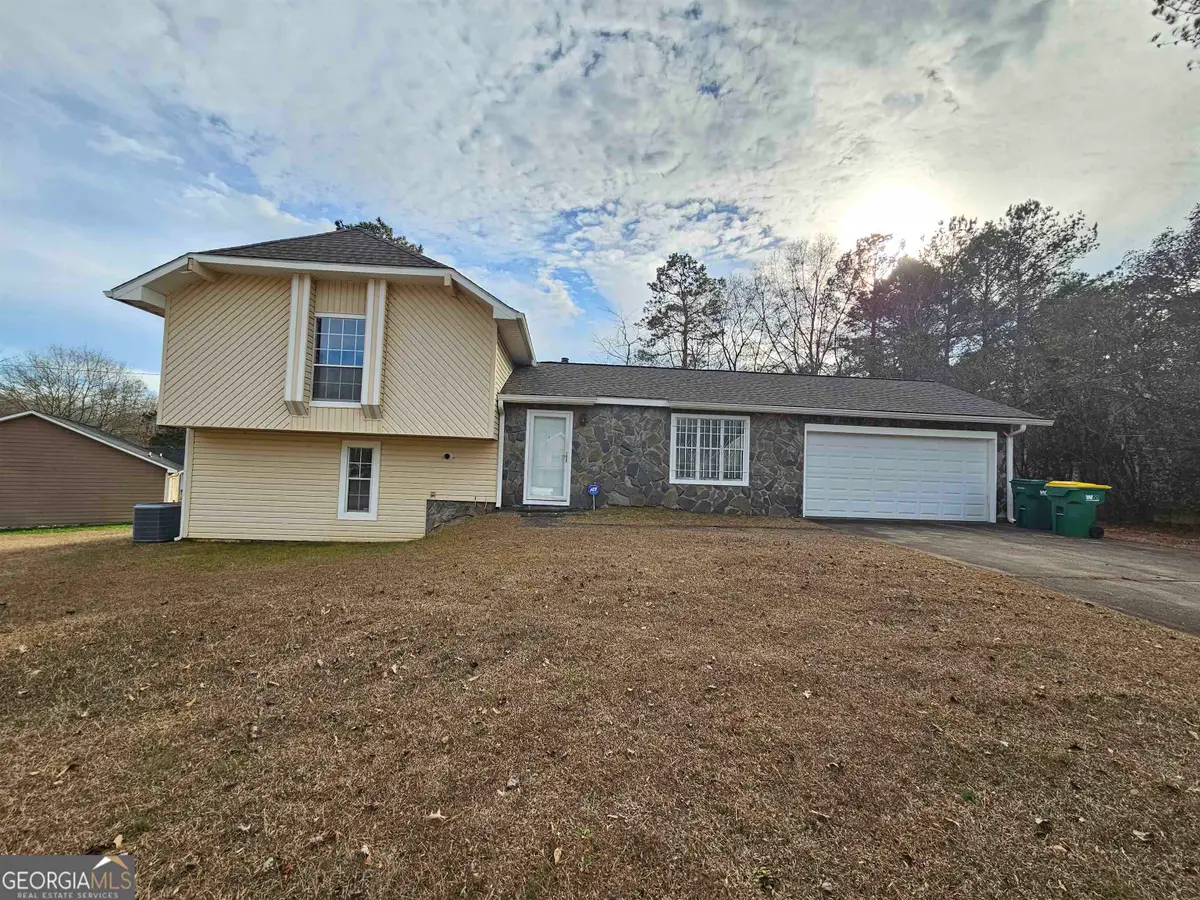 371 Chase Woods Circle, Jonesboro, GA 30236 - Image #1