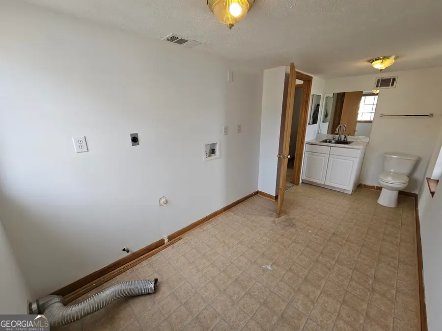 371 Chase Woods Circle, Jonesboro, GA 30236 - Image #3