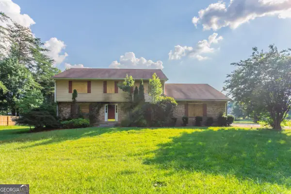 405 Fairfield Circle, Fayetteville, GA 30214