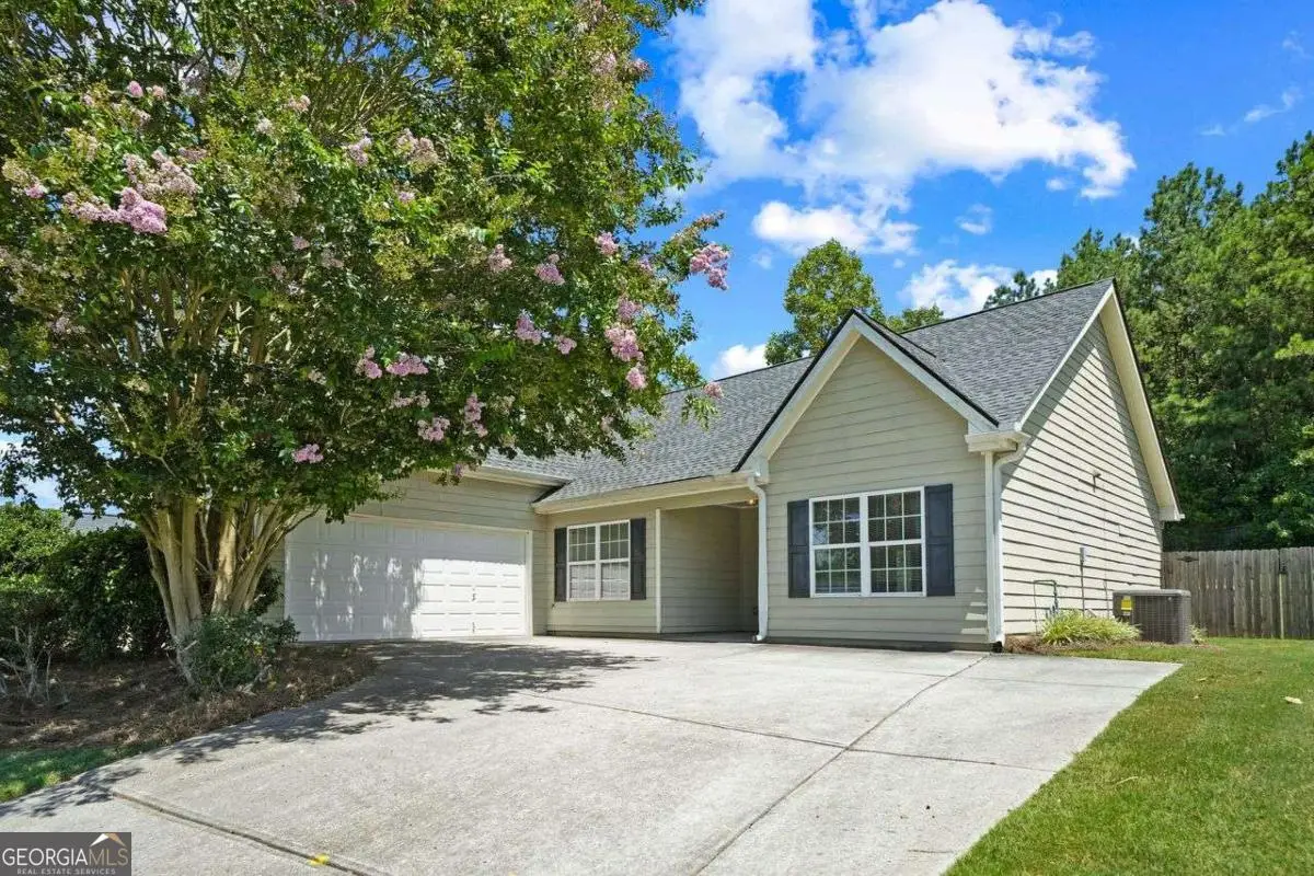 6345 Aarons Way, Flowery Branch, GA 30542 - Image #1