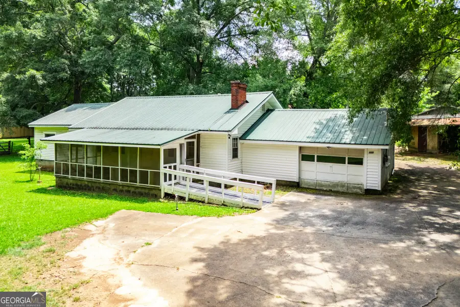 100 Redwine Drive, Newnan, GA 30263 - Image #2