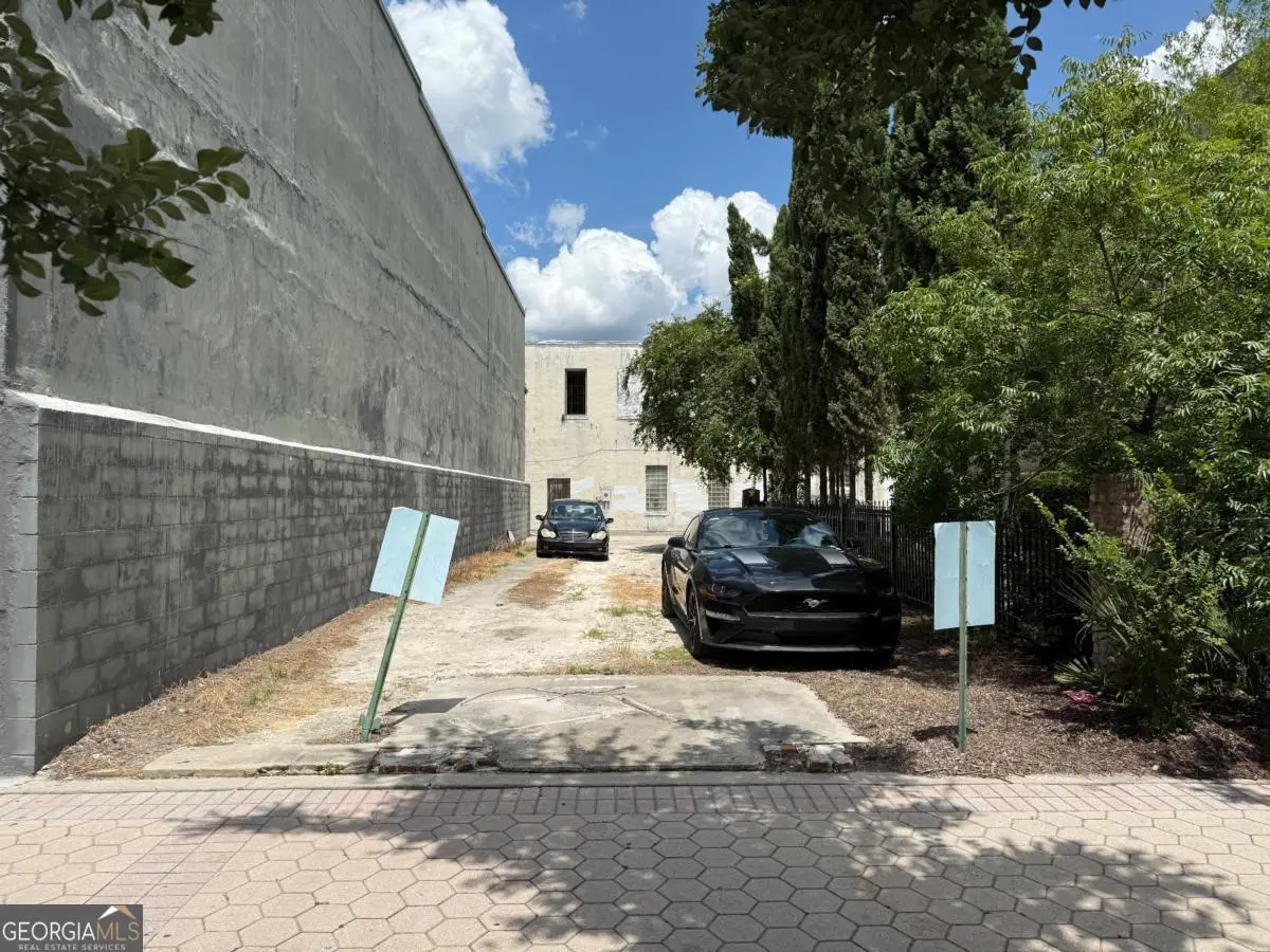 105 N Ashley Street, Valdosta, GA 31601 - Image #1