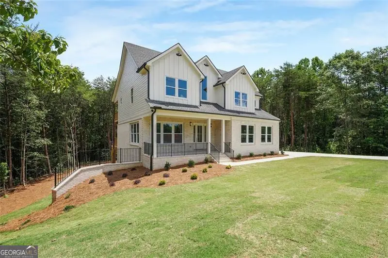 418 Beachwood Drive, Cornelia, GA 30531 - Image #1
