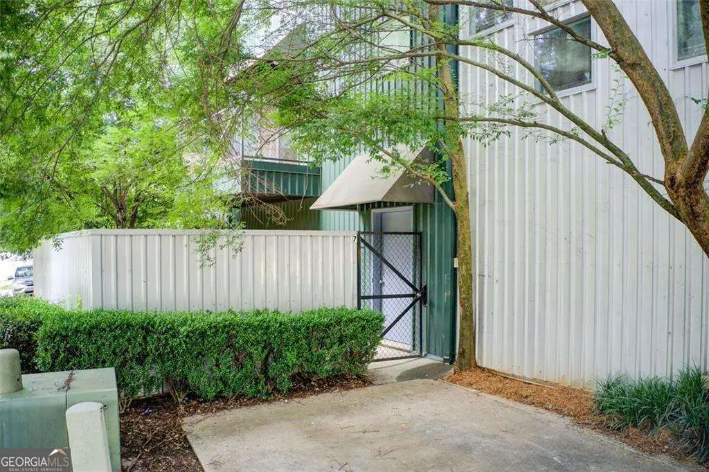 241 Maynard Terrace Se #7, Atlanta Decatur, GA 30316 - Image #1