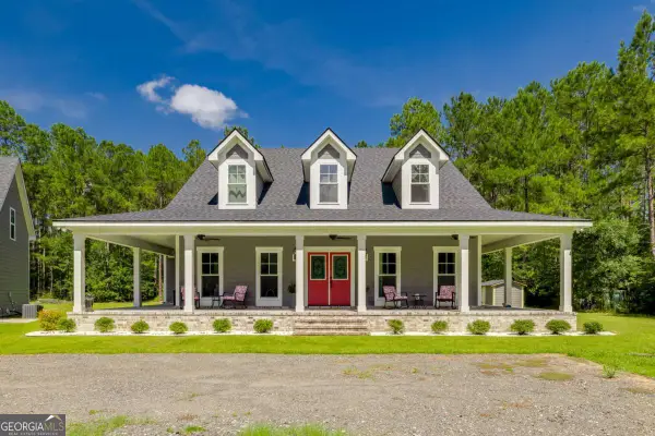 182 Old River Road, Bloomingdale, GA 31302