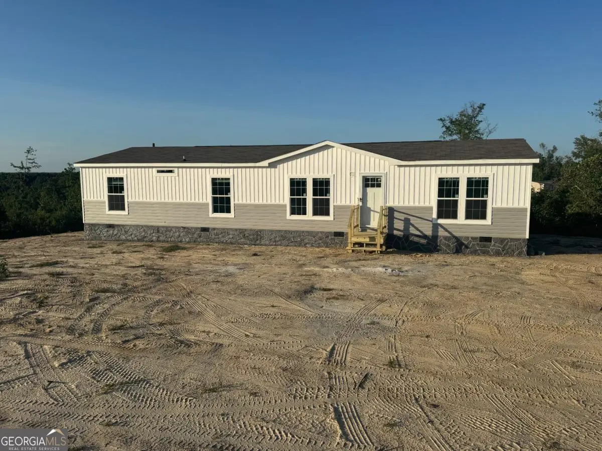 70 Longleaf Road, Hazlehurst, GA 31539 - Image #1