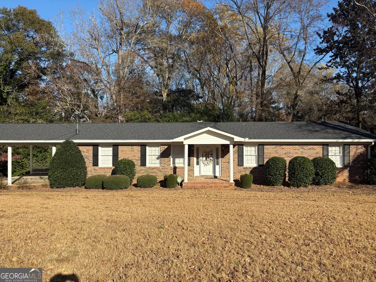 814 Evergreen Drive, Sandersville, GA 31082 - Image #1