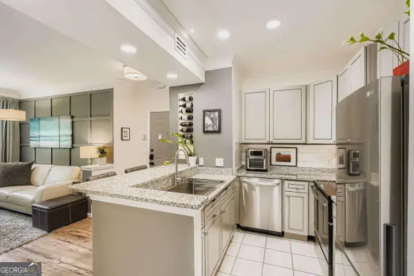 955 Juniper Street Ne #1317, Atlanta, GA 30309