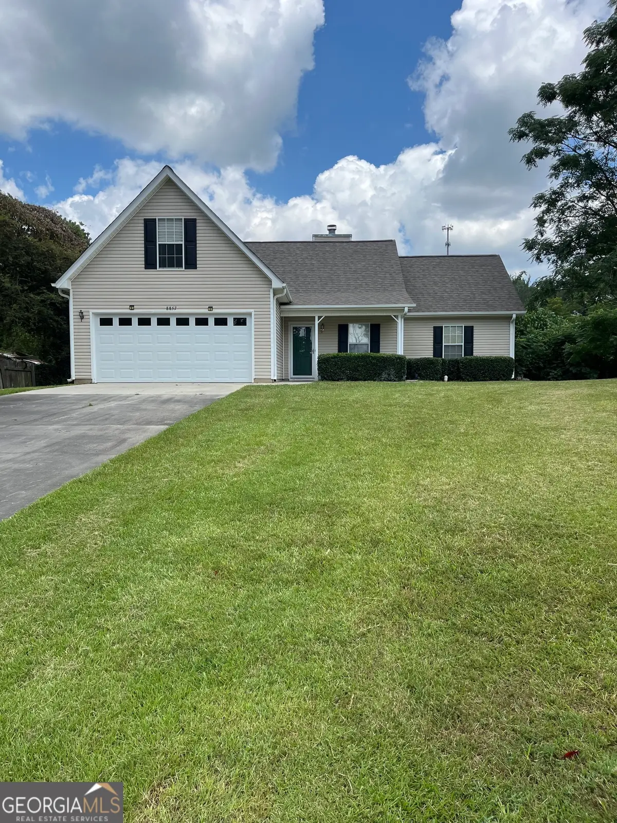 8857 Woodridge Court, Jonesboro, GA 30238 - Image #1