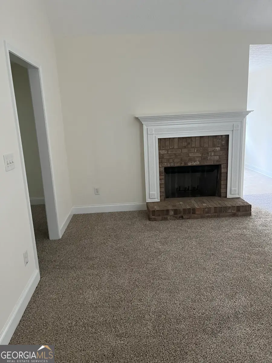 8857 Woodridge Court, Jonesboro, GA 30238 - Image #3