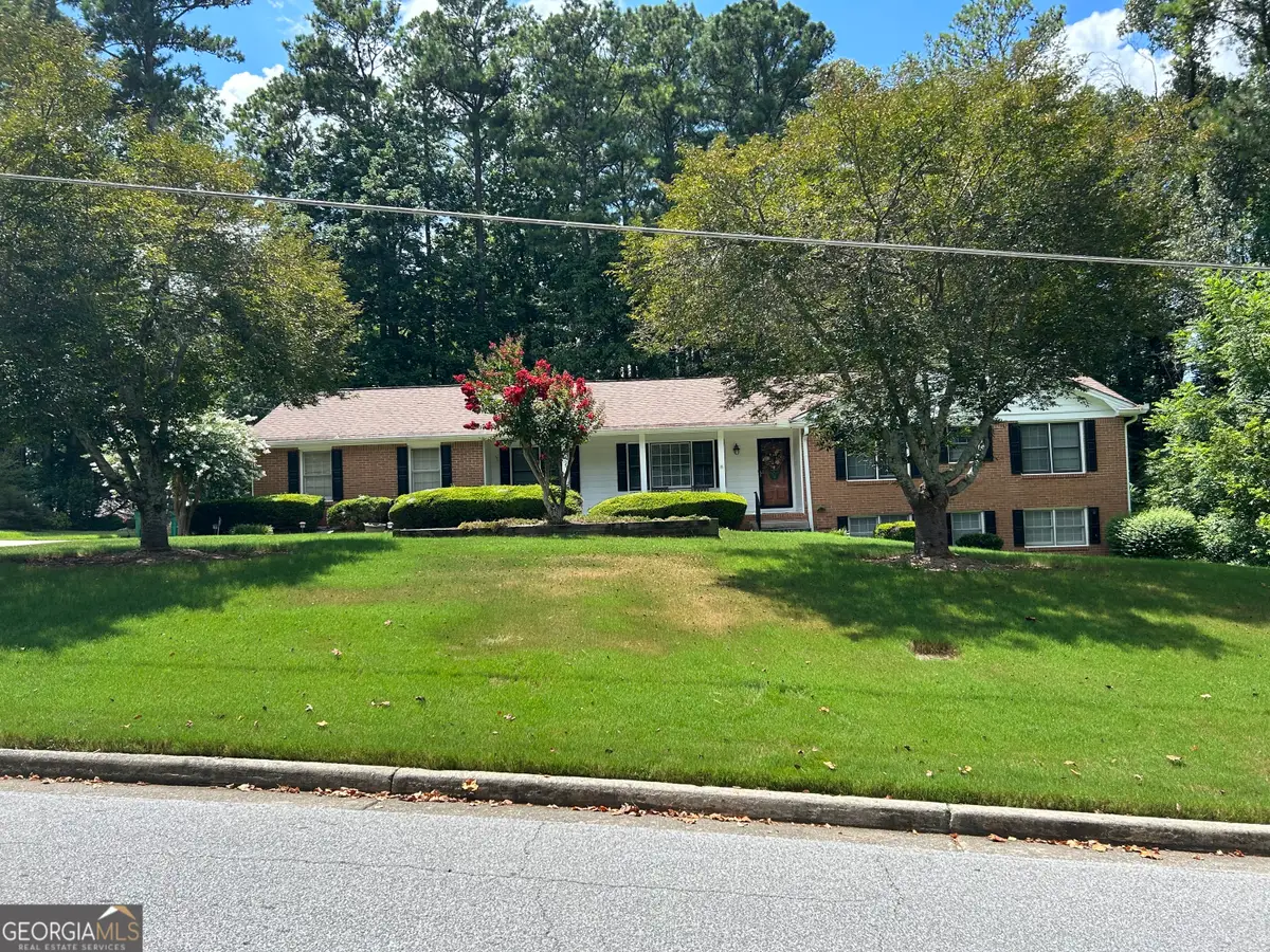 2851 N Brackenwood Drive N, Snellville, GA 30039 - Image #1