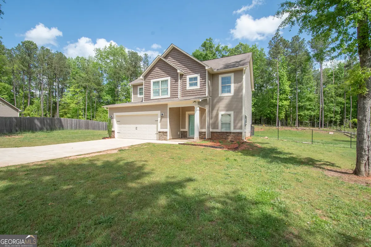 157 Amhurst Circle, West Point, GA 31833 - Image #1